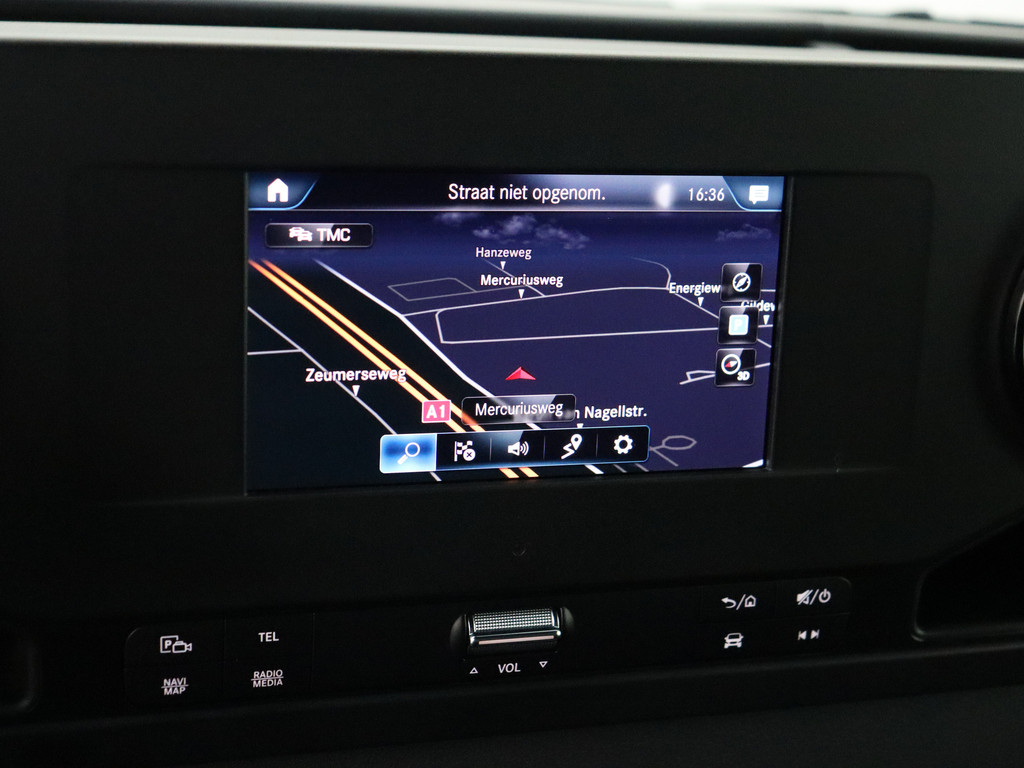 Mercedes-Benz Sprinter 317CDI 9G-Tronic Automaat L2H2 | Distronic | Airco | Cruise | 360 Camera | Navigatie 19