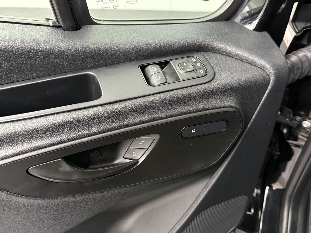 Mercedes-Benz Sprinter 317CDI 9G-Tronic Automaat L2H2 RWD Black Edition | Navigatie | Camera | Multimedia Touchscreen 10.25 | 3500Kg Trekhaak 8