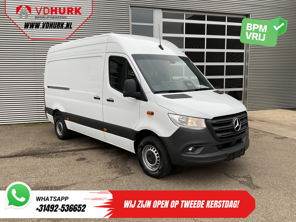 Mercedes-Benz Sprinter 317 CDI Aut. L2H2 Gev.Stoel/ 270 Gr.Deuren/ Stoelverw./ Navi/ Camera/ Cruise/ Airco/ DAB