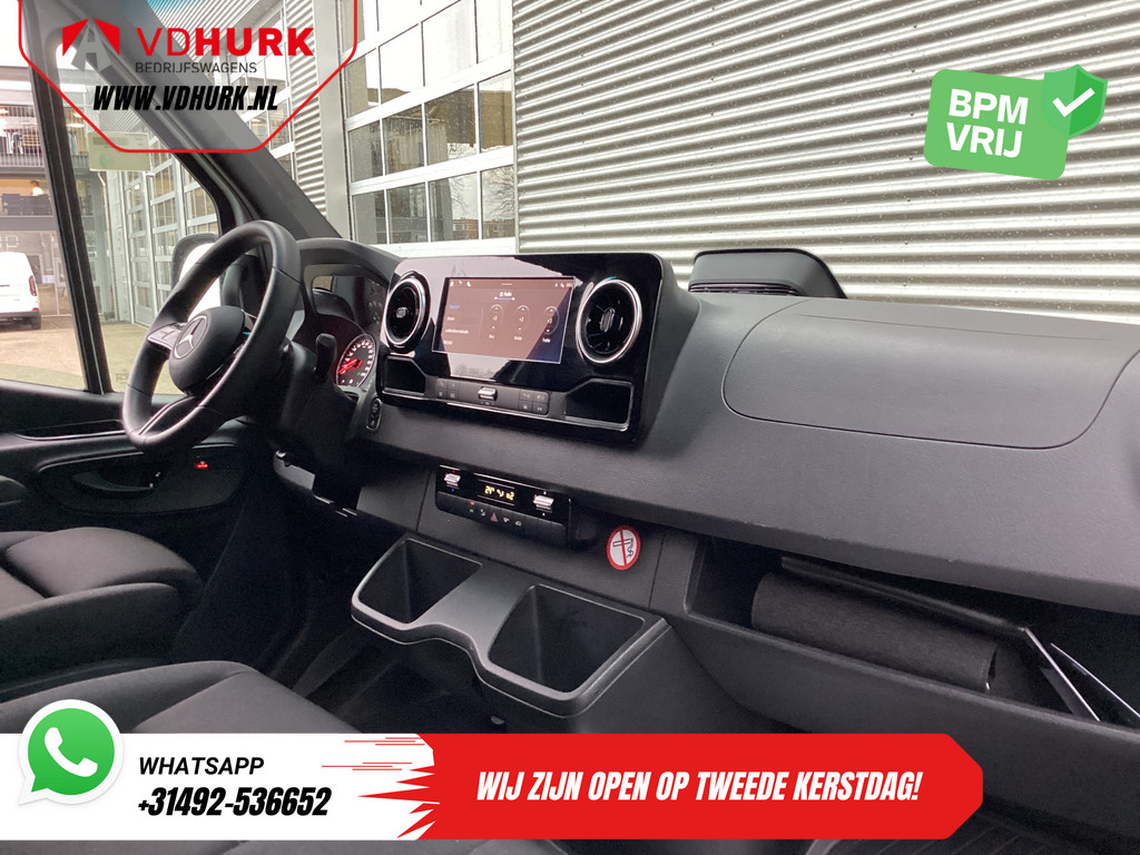 Mercedes-Benz Sprinter 317 CDI Aut. L2H2 LED/ Gev.Stoel/ 270Gr.Deuren/ Stoelverw./ Navi/ Camera/ PDC/ Cruise 11