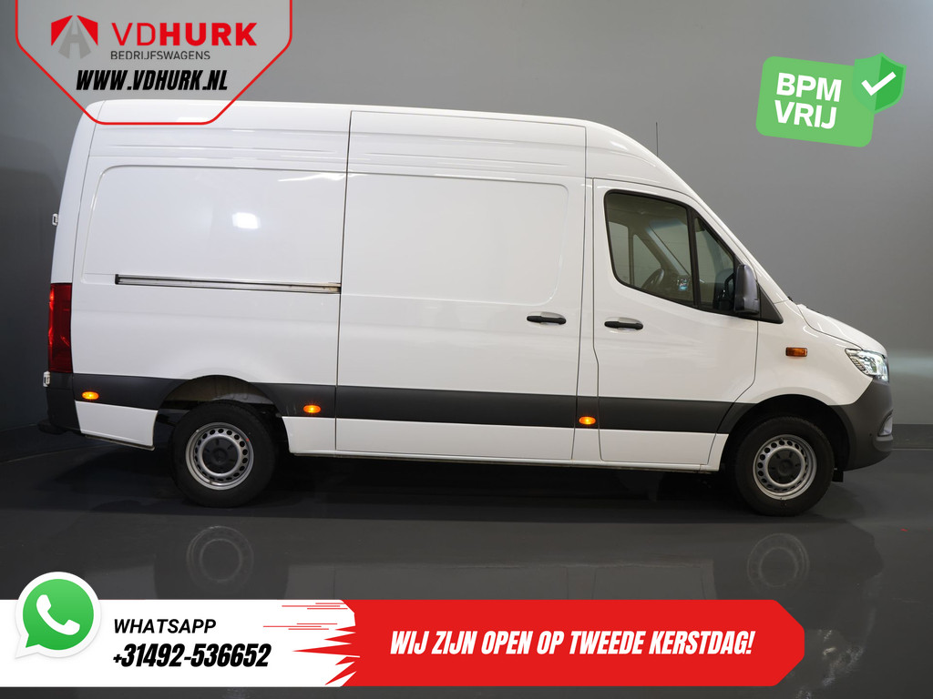 Mercedes-Benz Sprinter 317 CDI Aut. L2H2 LED/ Gev.Stoel/ 270Gr.Deuren/ Stoelverw./ Navi/ Camera/ PDC/ Cruise 11