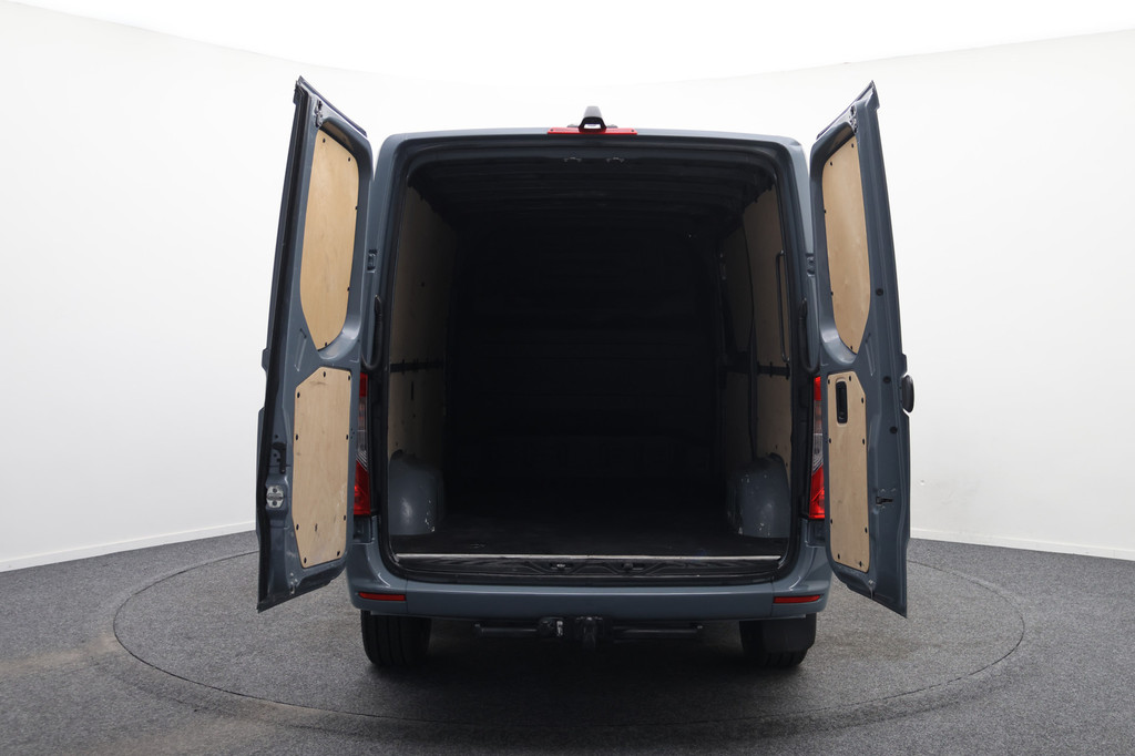 Mercedes-Benz Sprinter 317 CDI Automaat L2H1 3-Zits, Cruise, Camera, Apple Carplay, LED, Zonneklep, DAB, Trekhaak, 18 12