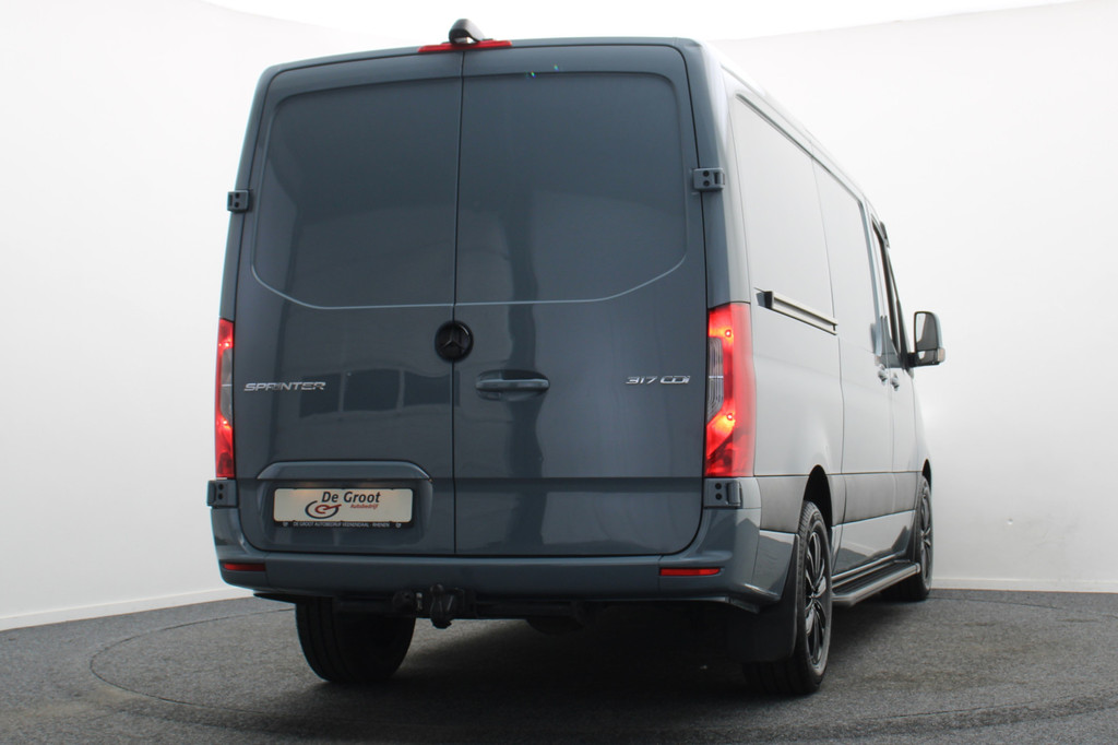 Mercedes-Benz Sprinter 317 CDI Automaat L2H1 3-Zits, Cruise, Camera, Apple Carplay, LED, Zonneklep, DAB, Trekhaak, 18 18