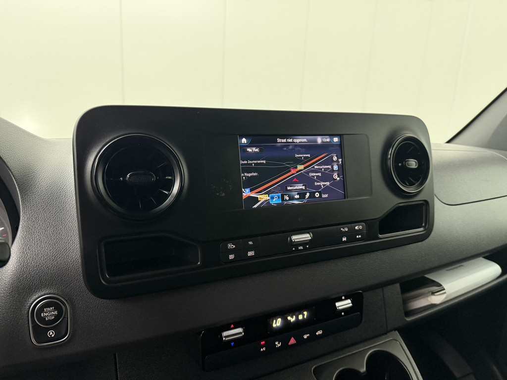 Mercedes-Benz Sprinter 317CDI Automaat L2H2 Exclusive | Led | Leder | Navigatie | Camera | Airco | Cruise | Trekhaak 19