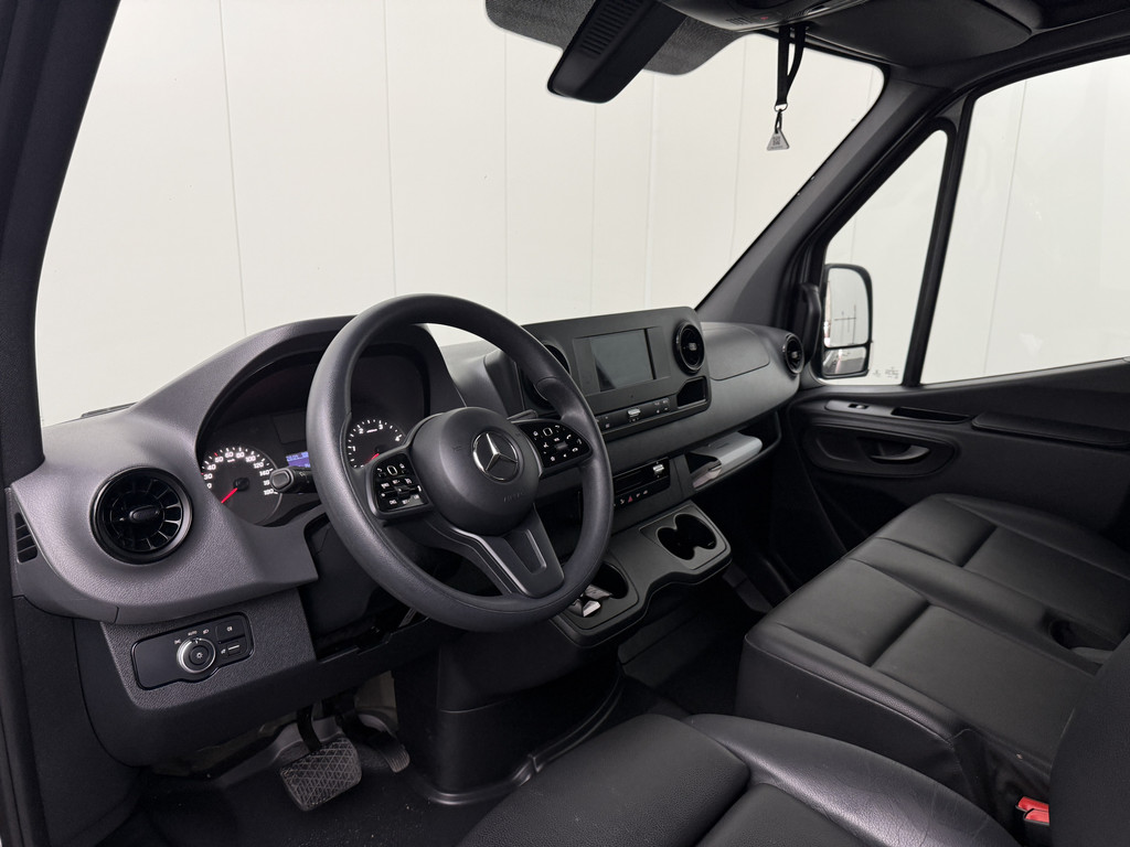 Mercedes-Benz Sprinter 317CDI Automaat L2H2 Exclusive | Led | Leder | Navigatie | Camera | Airco | Cruise | Trekhaak 3