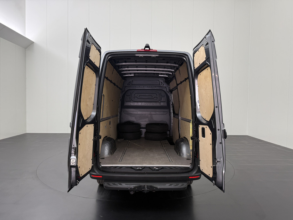 Mercedes-Benz Sprinter 317CDI Automaat L2H2 Exclusive | Led | Leder | Navigatie | Camera | Airco | Cruise | Trekhaak 4