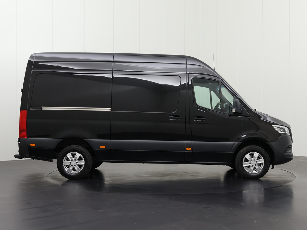Mercedes-Benz Sprinter 317CDI Automaat L2H2 | Led | Kastinrichting | Navigatie 10 | Camera 10 | Multimedia | Airco | Cruise 13