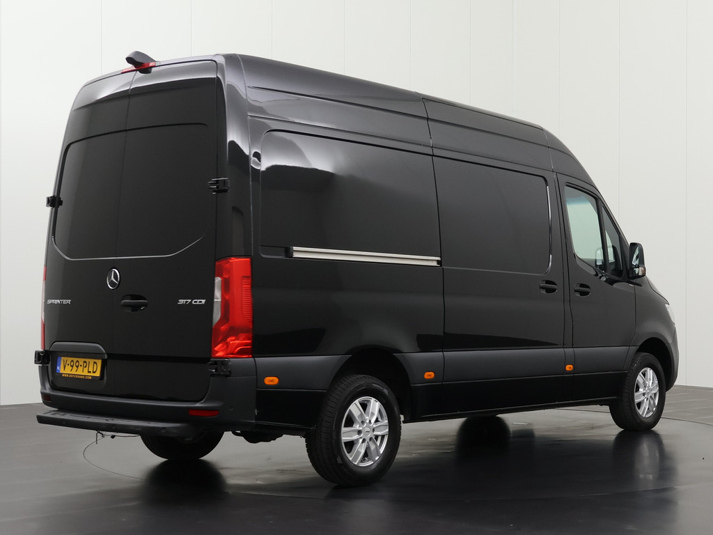 Mercedes-Benz Sprinter 317CDI Automaat L2H2 | Led | Kastinrichting | Navigatie 10 | Camera 10 | Multimedia | Airco | Cruise 2
