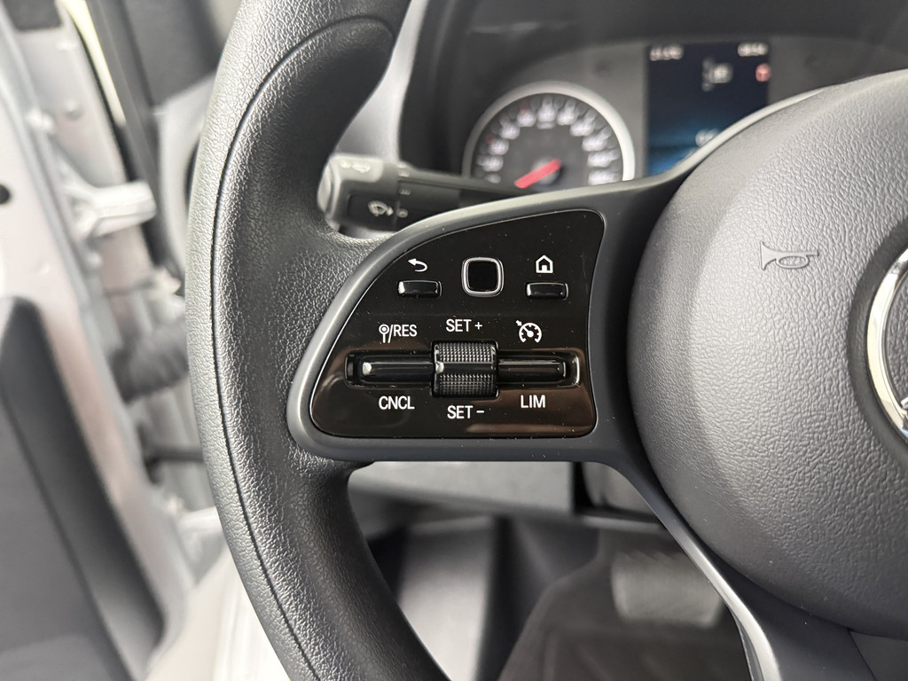 Mercedes-Benz Sprinter 317CDI Automaat L2H2 | Led | Touchcreen Navigatie+Camera | 3500Kg Trekhaak | Airco | Cruise | 3-Zits | Betimmering 15
