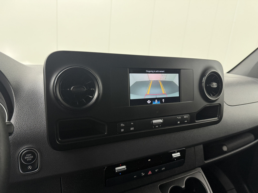 Mercedes-Benz Sprinter 317CDI Automaat L2H2 | Led | Touchcreen Navigatie+Camera | 3500Kg Trekhaak | Airco | Cruise | 3-Zits | Betimmering 20