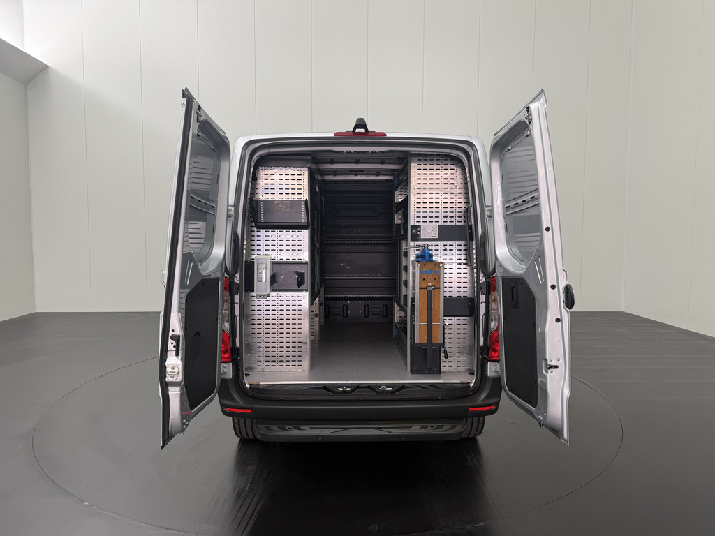 Mercedes-Benz Sprinter 317CDI Automaat LED | Werkplaatsinrichting | 10 Touchscreen | Airco | Cruise | Navigatie | Camera 4