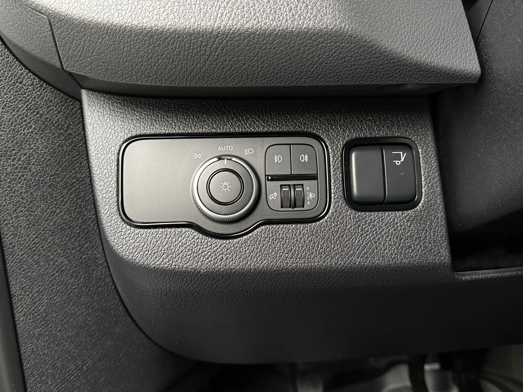 Mercedes-Benz Sprinter 317CDI Bakwagen | Laadklep | Fabrieksgarantie | Camera | Navigatie | 3-Zits 15