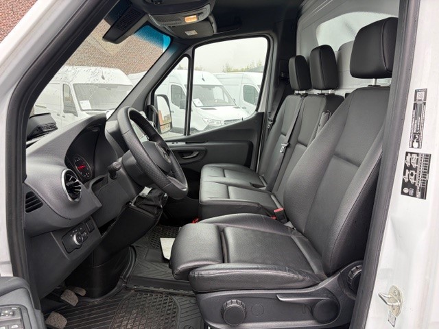 Mercedes-Benz Sprinter 317CDI Bakwagen met Laadlift en Trekhaak 7