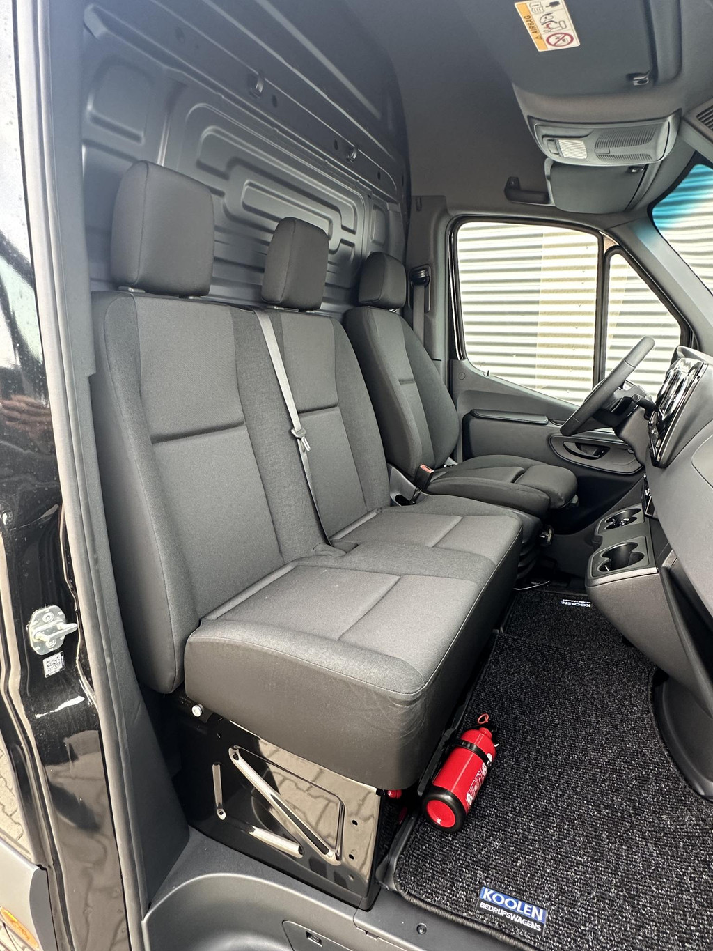 Mercedes-Benz Sprinter 317 CDI L2 Automaat|LED|MBUX|170pk NIEUW BPM VRIJ 20