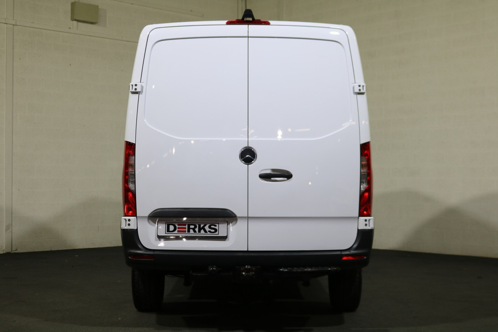 Mercedes-Benz Sprinter 317 CDI L2 H1 Automaat Airco Navigatie Camera 3.5T Trekhaak 8