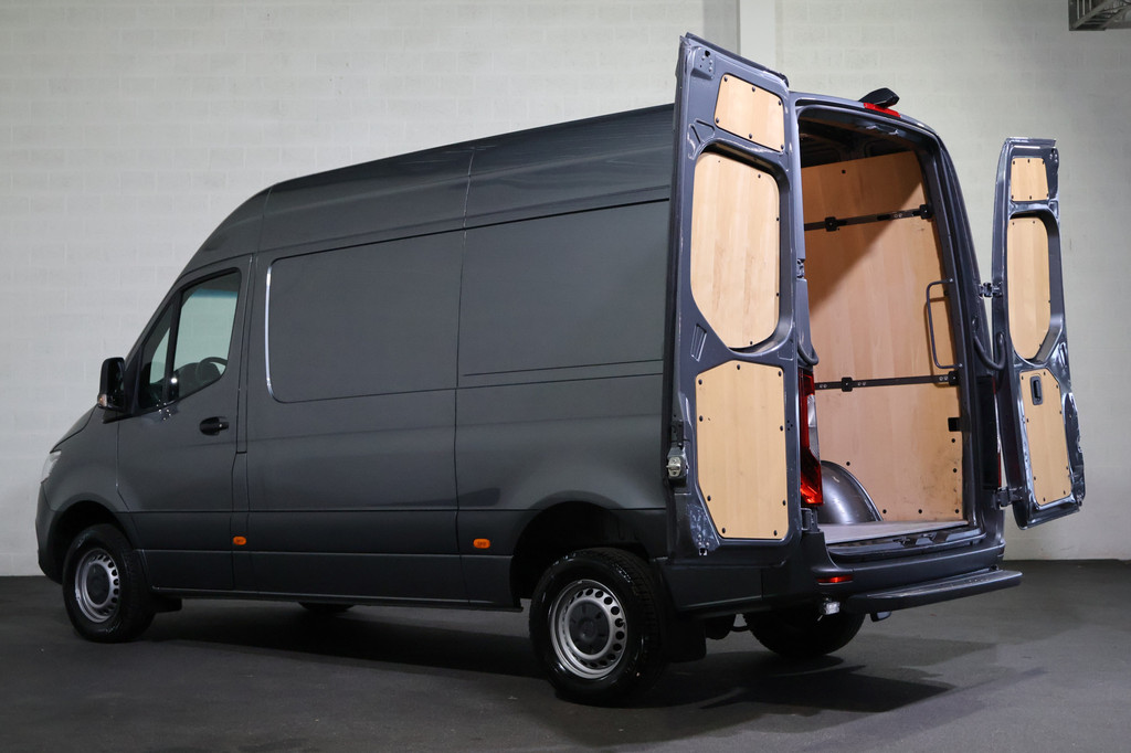 Mercedes-Benz Sprinter 317 CDI L2 H2 Automaat Navigatie Led 12