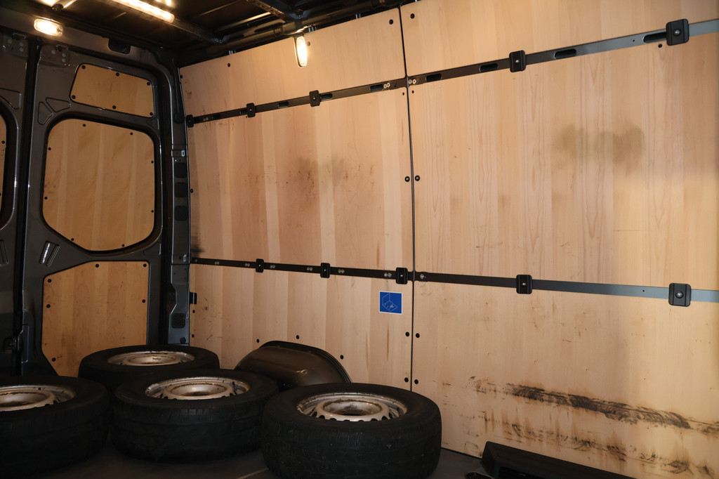 Mercedes-Benz Sprinter 317 CDI L2 H2 Automaat Navigatie Led 16