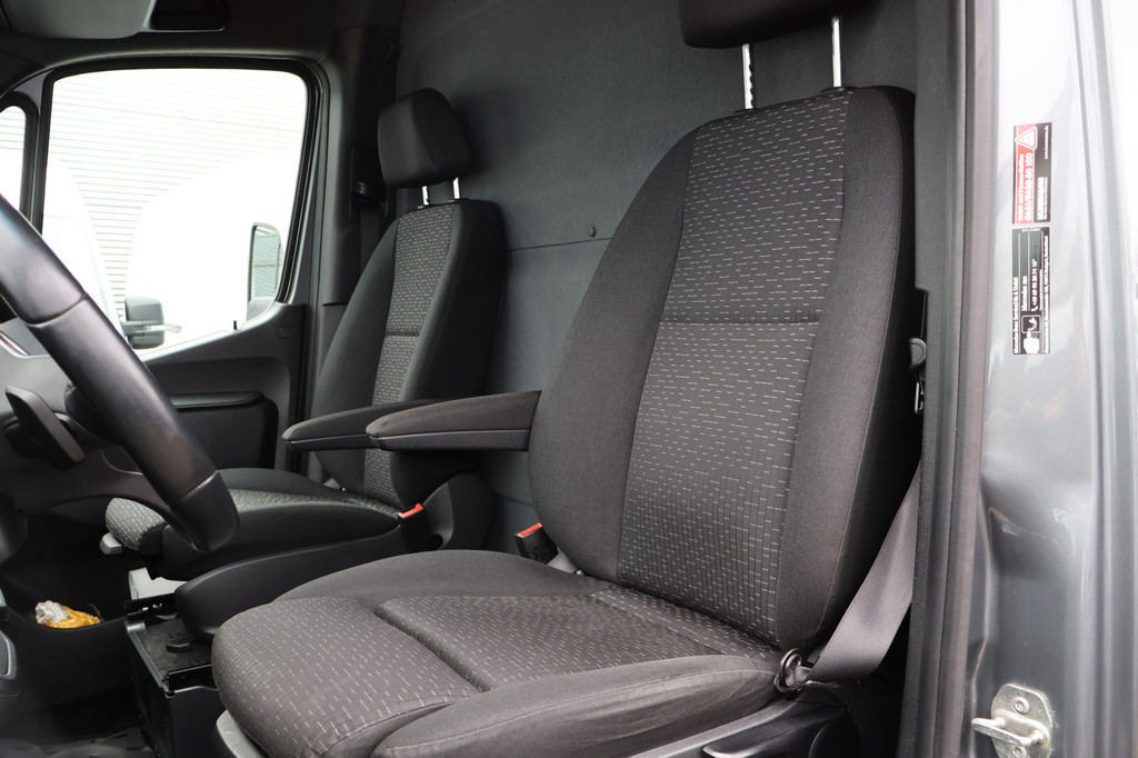 Mercedes-Benz Sprinter 317 CDI L2 H2 Automaat Navigatie Led 2