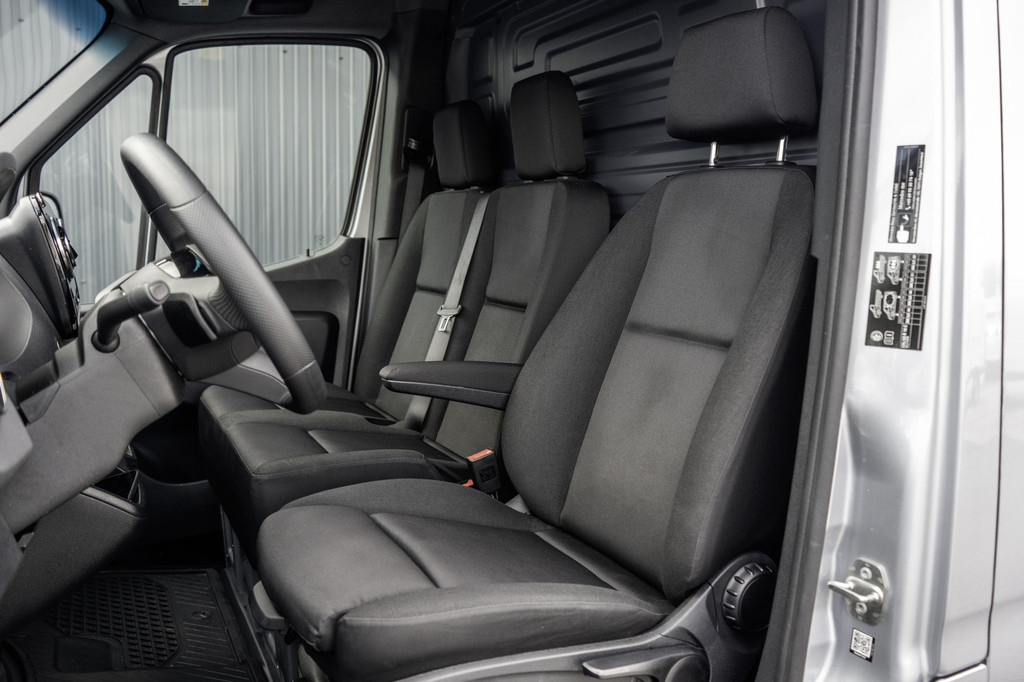 Mercedes-Benz Sprinter 317 CDI L2H2 | Automaat met Flippers | Mbux | Camera | CarPlay | Navi | Climate | Cruise | PDC | Euro 6 14