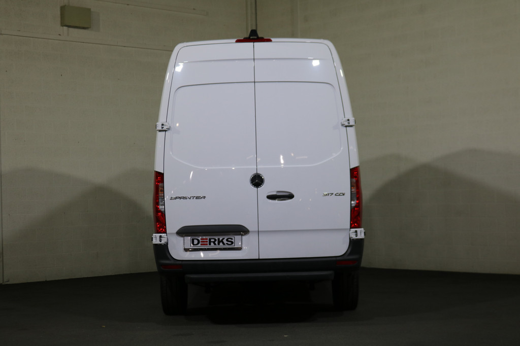 Mercedes-Benz Sprinter 317 CDI L2 H2 Pro Navigatie Led BPM Vrij 8