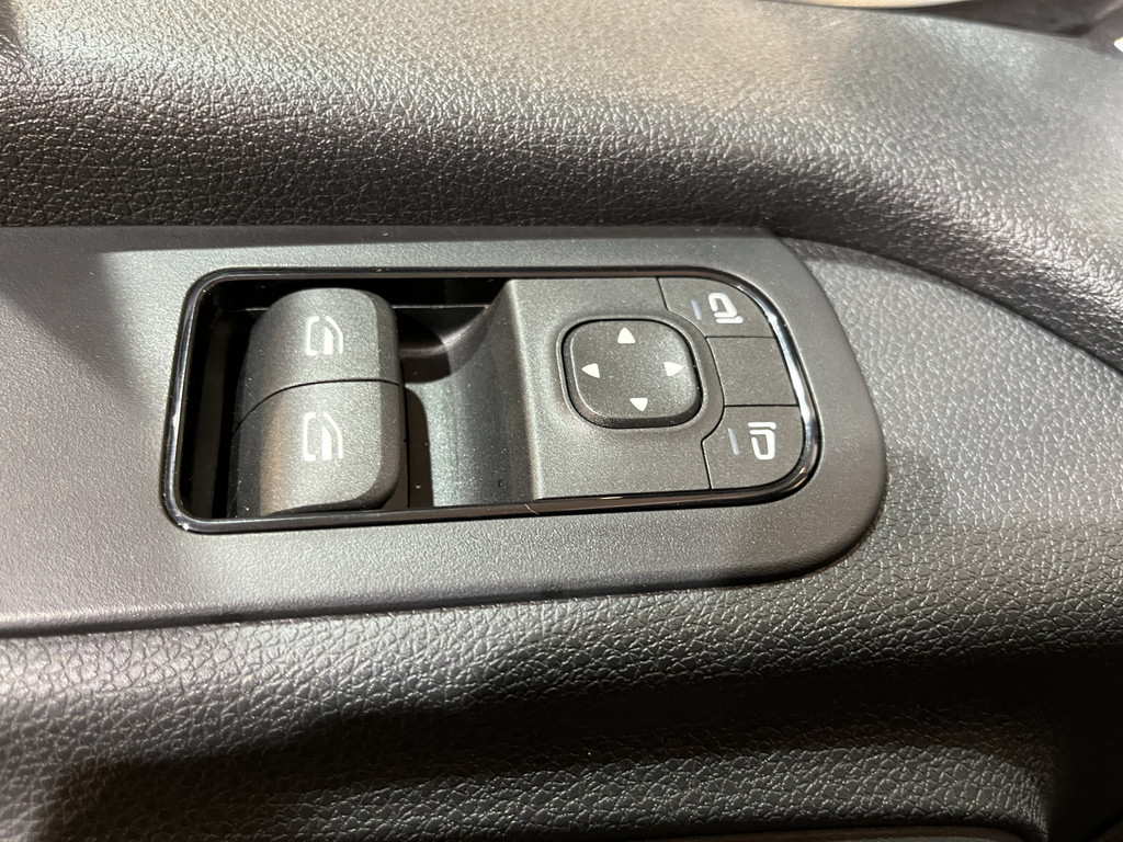 Mercedes-Benz Sprinter 317 CDI L2H2 RWD Automaat / Servicebus / Sortimo Inrichting / Euro 6 / Airco / Camera / Lier / CarPlay / Cruise Control / Navigatie / 3-Zits / 58.600 KM !! 15