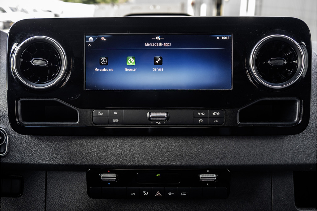 Mercedes-Benz Sprinter 317 CDI | L3H2 | Automaat met Flippers | MBUX | Camera | Climate | Cruise | PDC | Euro 6 16