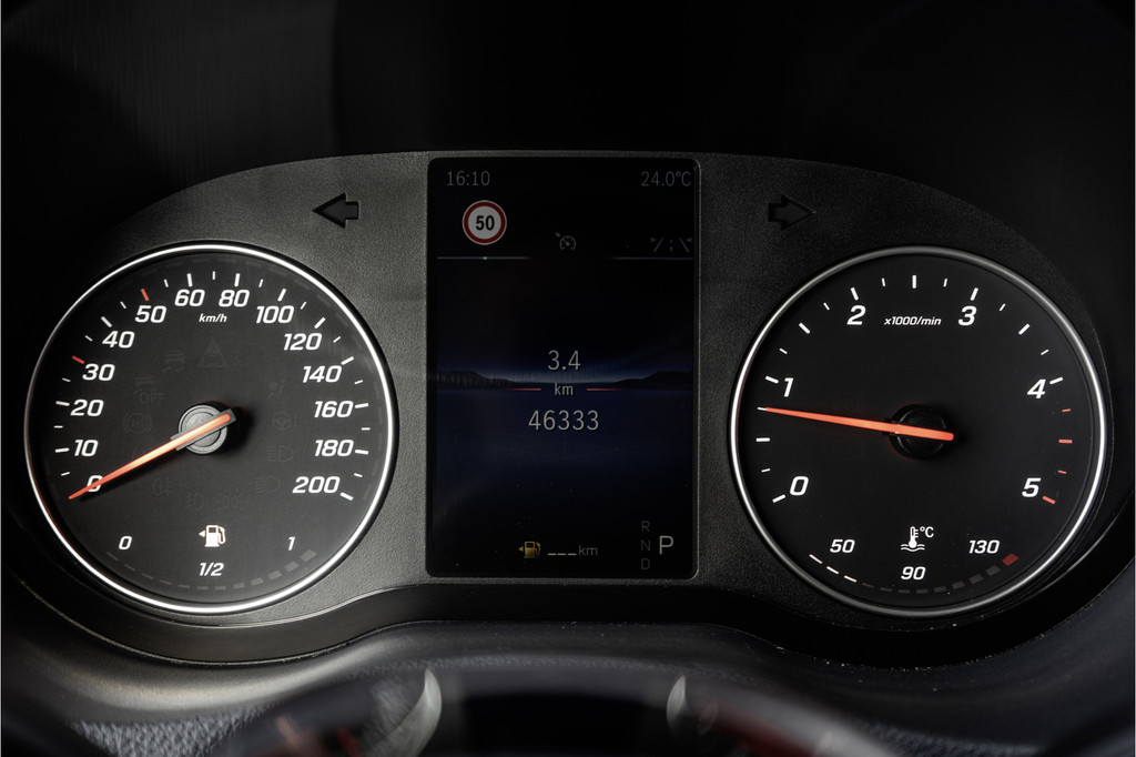 Mercedes-Benz Sprinter 317 CDI | L3H2 | Automaat met Flippers | MBUX | Camera | Climate | Cruise | PDC | Euro 6 19