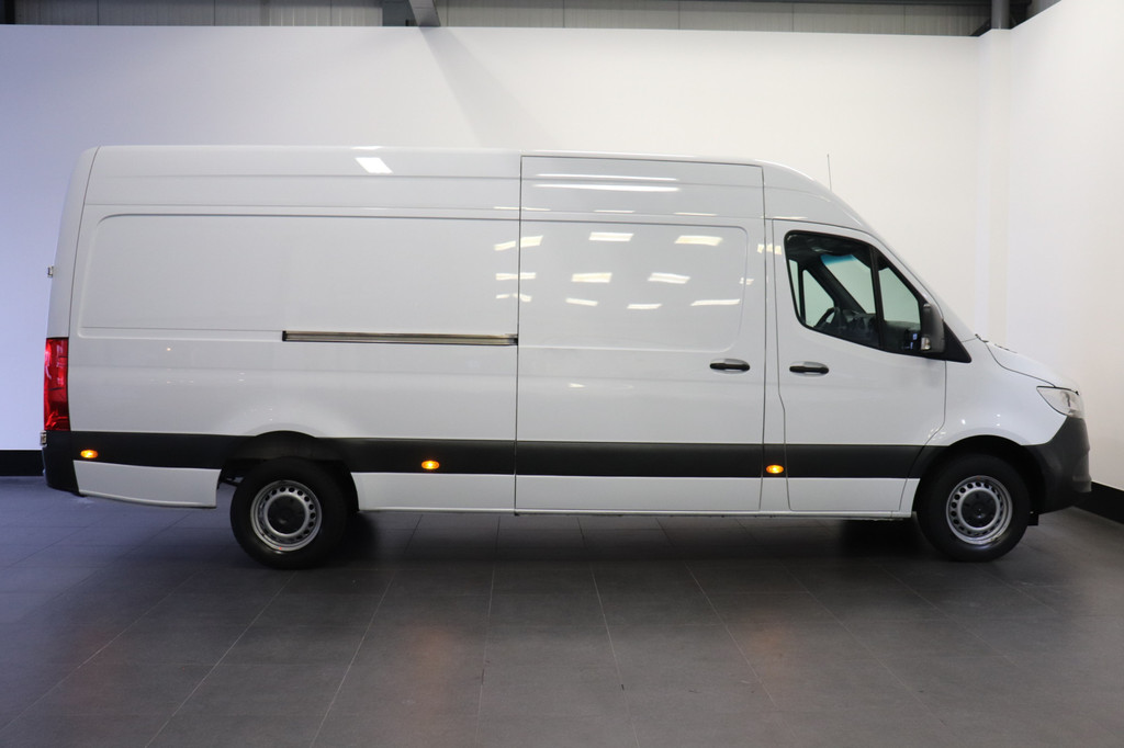 Mercedes-Benz Sprinter 317 CDI L3H2 EURO 6 - A/C Climate - Navi - Cruise - € 26.900,- Excl. 9