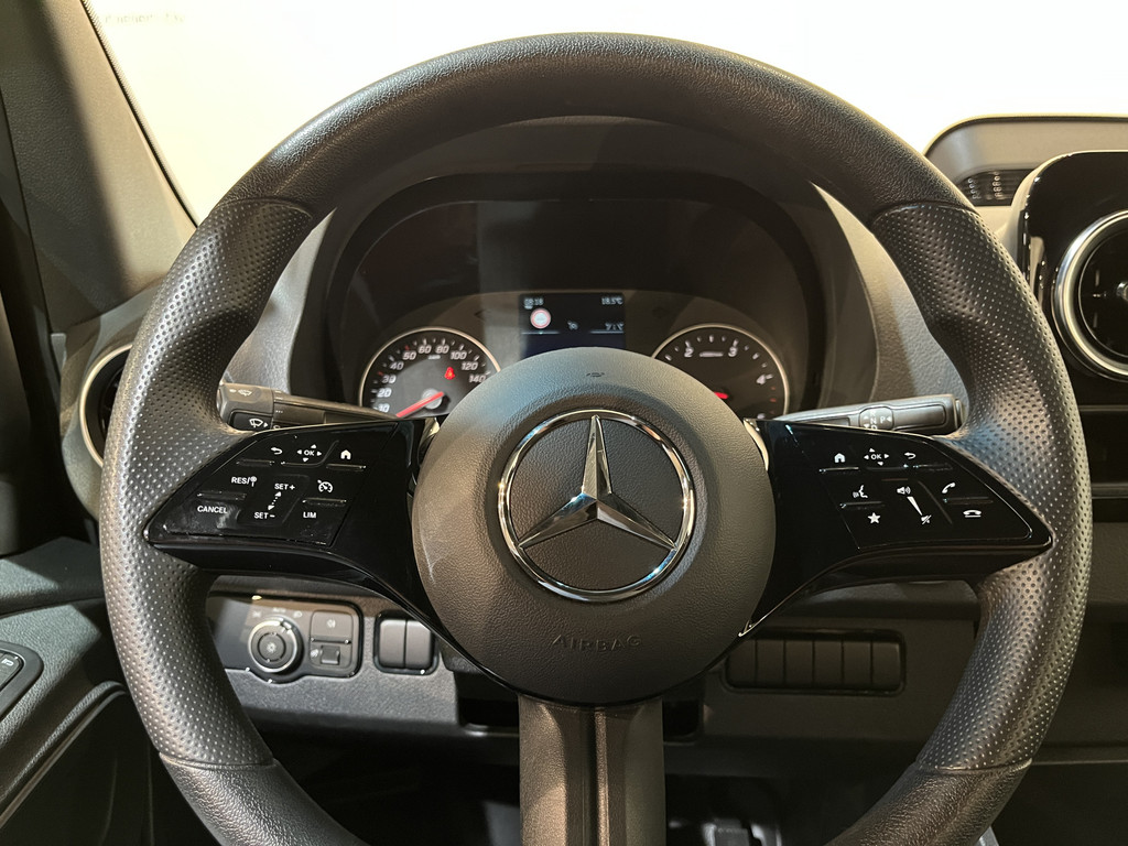 Mercedes-Benz Sprinter 317 CDI L3 RWD Automaat Open Laadbak met Glasresteel / Euro 6 / Trekhaak 3500 KG / Airco / Cruise Control / Camera / Navigatie / 34.000 KM !! 12
