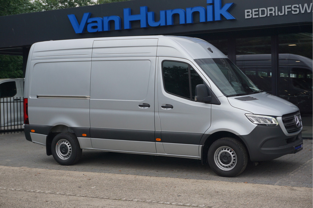 Mercedes-Benz Sprinter 317CDI Pro L2H2 BPM VRIJ!! 10.25 Mbux Cam, Gev. Stoel, 3.5T Trekgewicht, LED!! NR. A 6