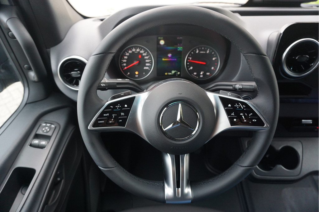 Mercedes-Benz Sprinter 317CDI Pro L2H2 BPM VRIJ!! 10.25 Mbux Navi, Cam, Gev. Stoel, 3.5T Trekhaak, LED!! NR. 731 10