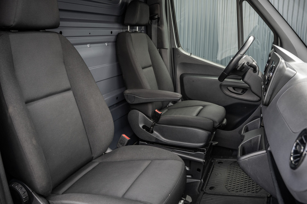 Mercedes-Benz Sprinter 317 CDI RWD L2H1 | 170 PK | Automaat | 1e Eigenaar | Cruise | Camera | Mbux | PDC | Climatronic 13