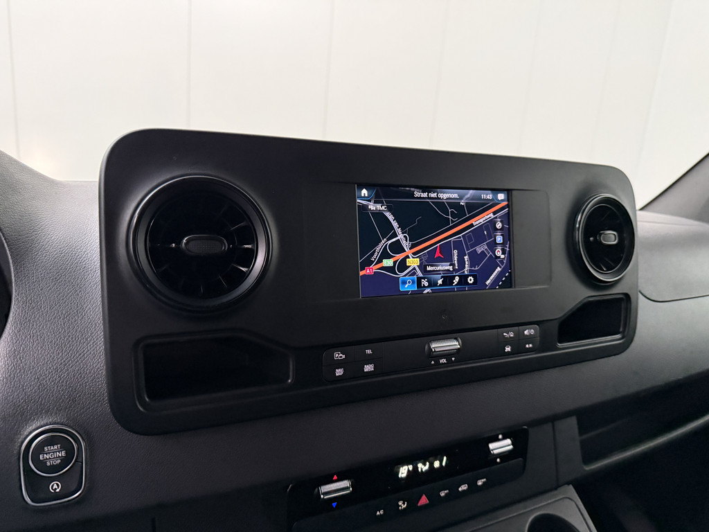 Mercedes-Benz Sprinter 317CDi Automaat L2H2 | Navigatie | Camera | Airco | Cruise | 3-Zits 19
