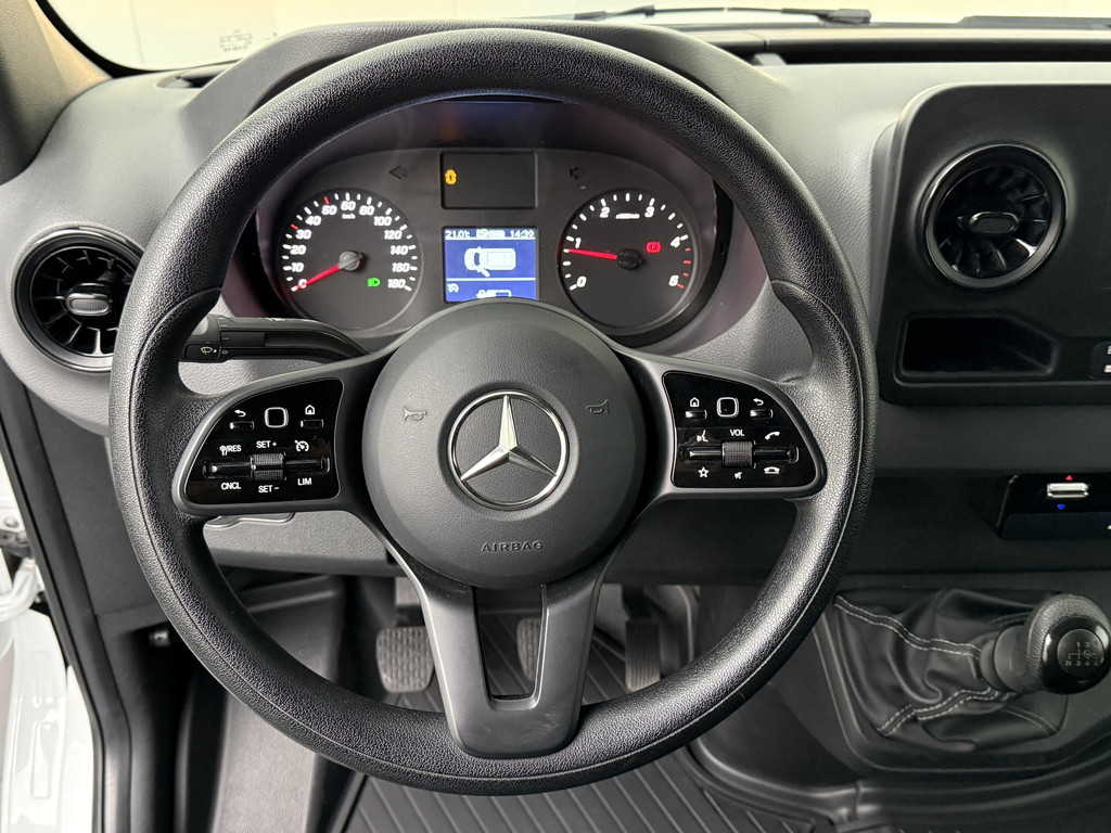 Mercedes-Benz Sprinter 317CDi L3H2 Maxi | Navigatie | Camera 360 | Airco | Cruise | Trekhaak | Betimmering 14