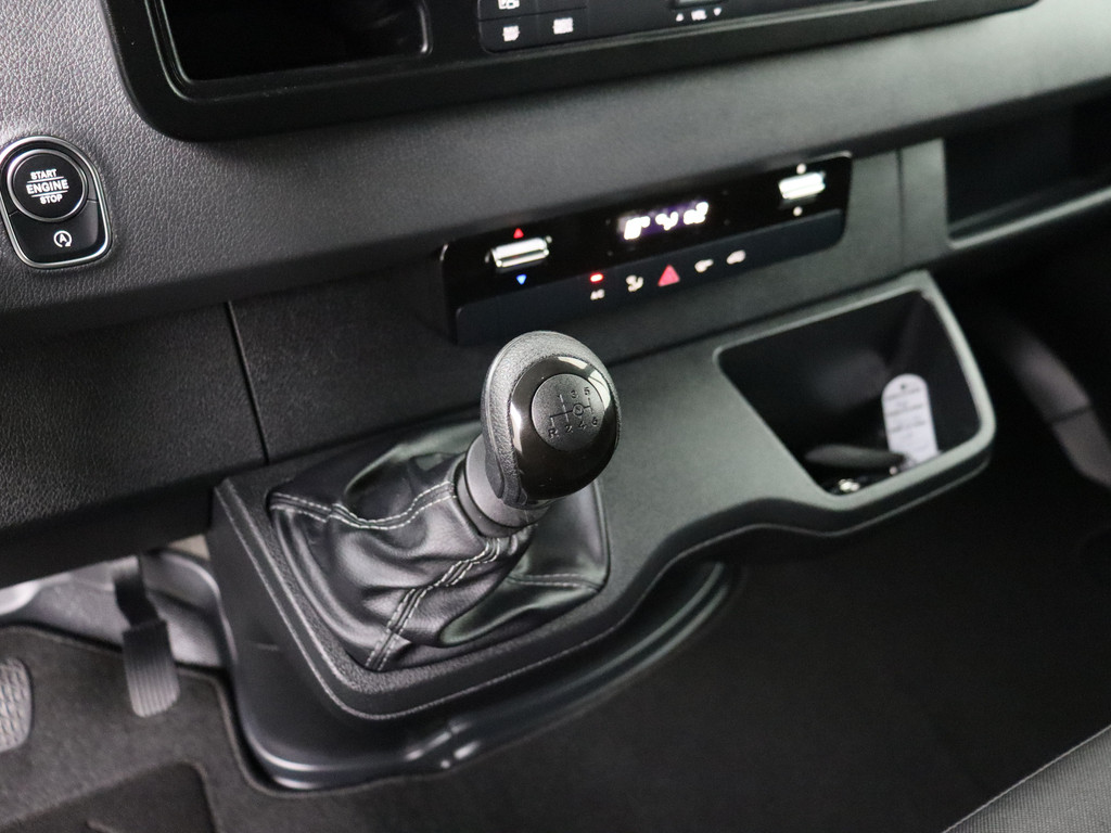 Mercedes-Benz Sprinter 317CDi L3H2 Maxi Pro Model 2024 | Navigatie | 360 Camera | Betimmering | 3-Persoons 16
