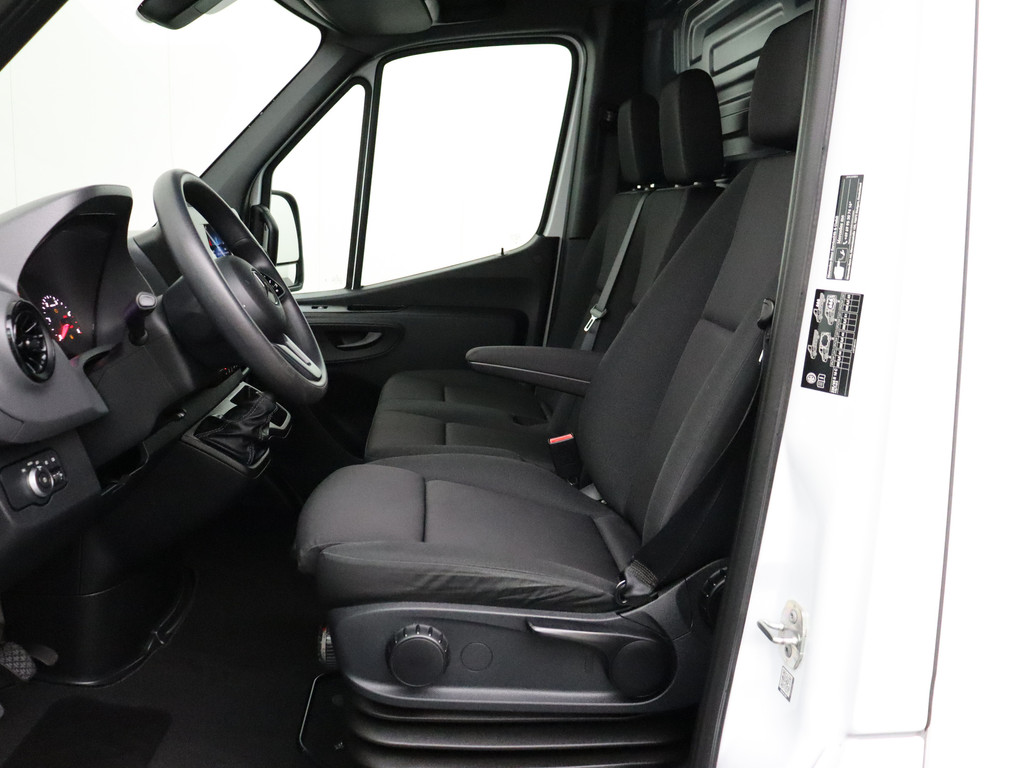 Mercedes-Benz Sprinter 317CDi L3H2 Maxi Pro Model 2024 | Navigatie | 360 Camera | Betimmering | 3-Persoons 20