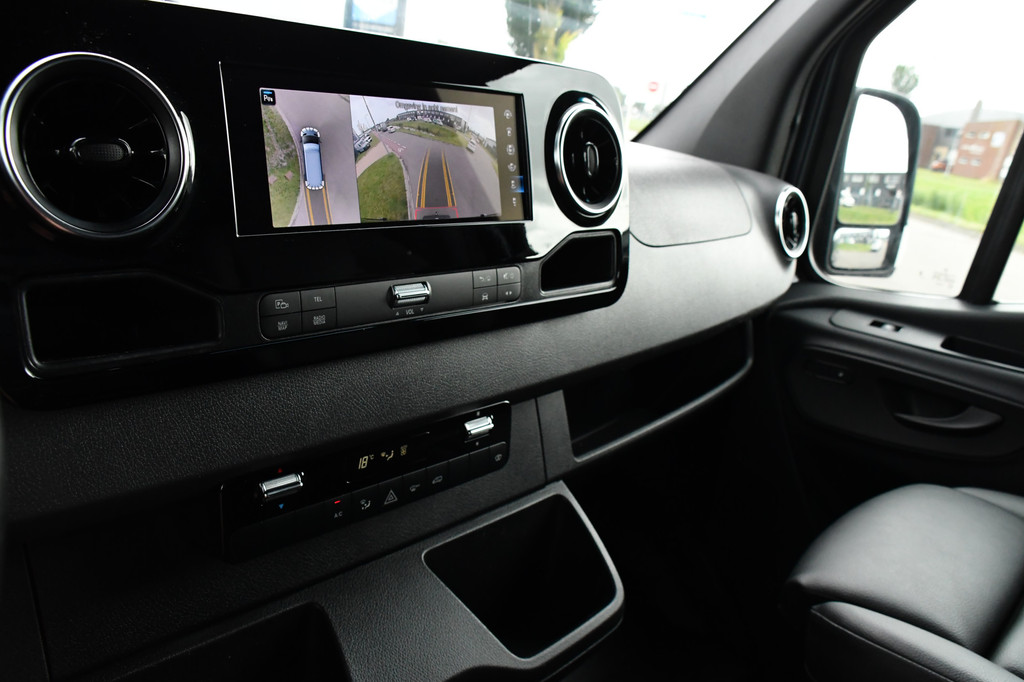 Mercedes-Benz Sprinter 319 1.9 CDI L2H1 RWD PB Edition Full Options! 360 Camera, 3500kg Trekhaak, Cruise, LED, Stoelverwarming, 10,5 Mbux, 2 x Schuifdeur, Leder, Uniek! 21