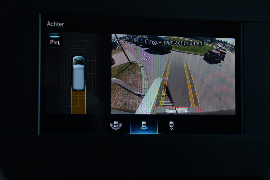 Mercedes-Benz Sprinter 319 1.9 CDI L2H2 RWD Black Edition Camera, Cruise, Carplay, LED, 190pk, Multimedia, Automaat, Geveerde stoel, Sensoren, Trekhaak, Uniek! 20