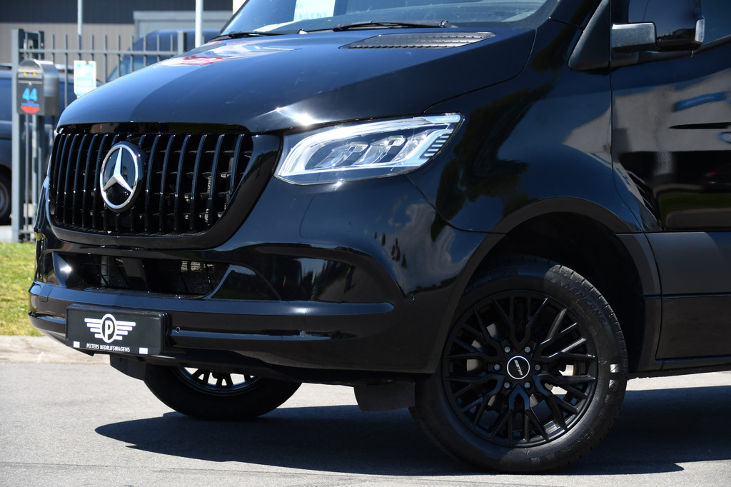 Mercedes-Benz Sprinter 319 1.9 CDI L2H2 RWD Black Edition Camera, Cruise, Carplay, LED, 190pk, Multimedia, Automaat, Geveerde stoel, Sensoren, Trekhaak, Uniek! 7