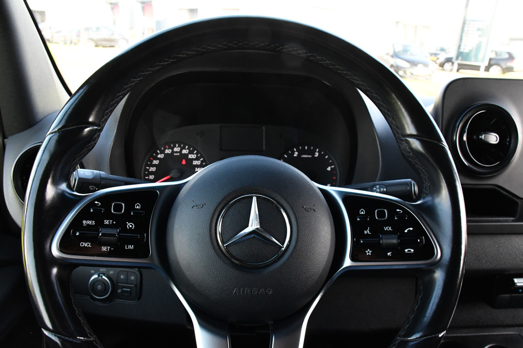 Mercedes-Benz Sprinter 319 1.9 CDI L2H2 RWD PB Edition Camera, Cruise, Carplay, 190pk, LED, 3500kg Trekhaak, Stoelverwarming, Multimedia, Uniek! 16