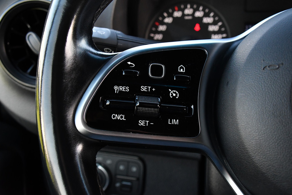 Mercedes-Benz Sprinter 319 1.9 CDI L2H2 RWD PB Edition Camera, Cruise, Carplay, 190pk, LED, 3500kg Trekhaak, Stoelverwarming, Multimedia, Uniek! 17