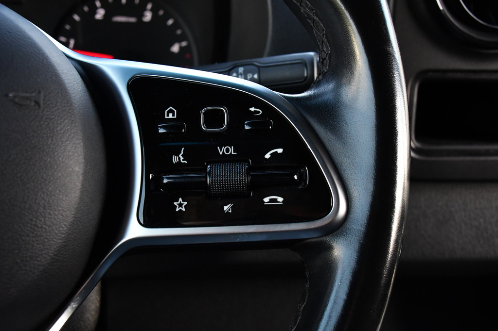 Mercedes-Benz Sprinter 319 1.9 CDI L2H2 RWD PB Edition Camera, Cruise, Carplay, 190pk, LED, 3500kg Trekhaak, Stoelverwarming, Multimedia, Uniek! 18