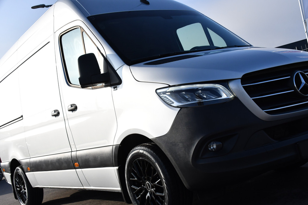 Mercedes-Benz Sprinter 319 1.9 CDI L2H2 RWD PB Edition Camera, Cruise, Carplay, 190pk, LED, 3500kg Trekhaak, Stoelverwarming, Multimedia, Uniek! 19