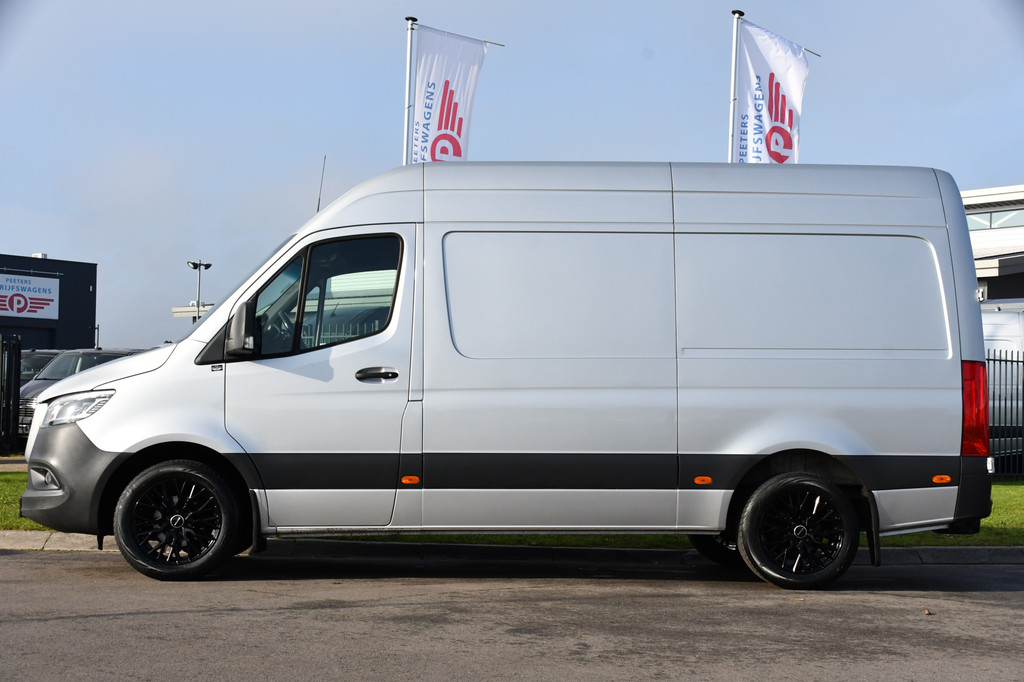 Mercedes-Benz Sprinter 319 1.9 CDI L2H2 RWD PB Edition Camera, Cruise, Carplay, 190pk, LED, 3500kg Trekhaak, Stoelverwarming, Multimedia, Uniek! 9