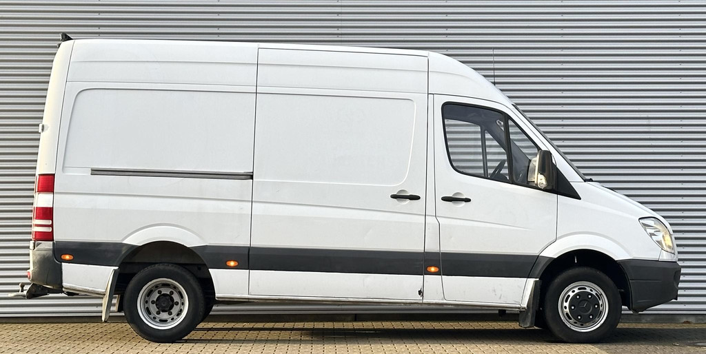 Mercedes-Benz Sprinter 319 3.0 CDI L2H2 366 Weinig kms! 6 Cilinder 7