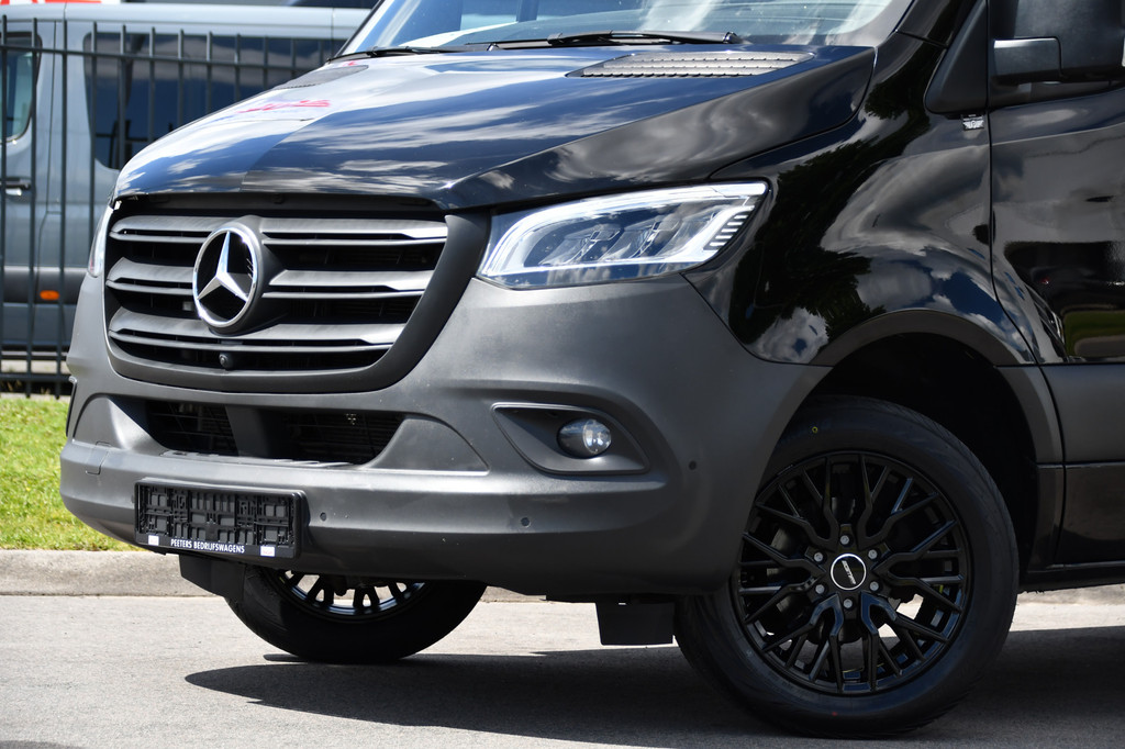 Mercedes-Benz Sprinter 319 3.0 CDI L2H2 Black Edition 360 Camera, Adaptieve Cruise, Carplay, LED, 190pk, Stoelverwarming, Automaat, Standkachel, Uniek! 7