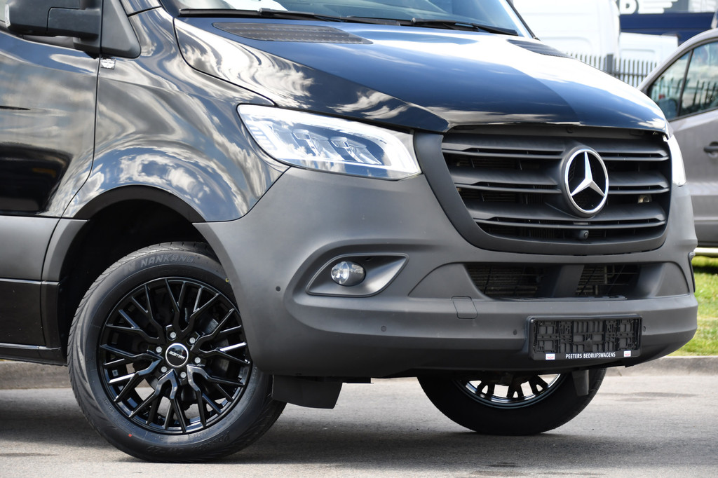 Mercedes-Benz Sprinter 319 3.0 CDI L2H2 Black Edition 360 Camera, Adaptieve Cruise, Carplay, LED, 190pk, Stoelverwarming, Automaat, Standkachel, Uniek! 8