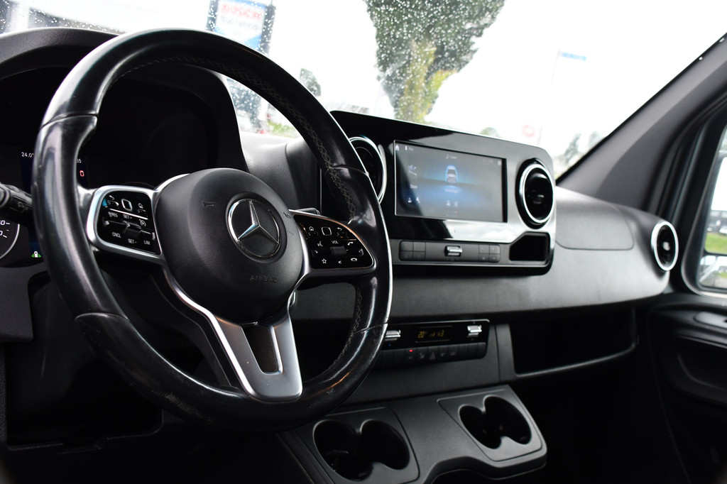 Mercedes-Benz Sprinter 319 3.0 CDI L2H2 PB Edition 360 Camera, Carplay, Cruise, 3500kg, Trekhaak, Led, NAVI, 190pk, 2 x Schuifdeur, Uniek! 14