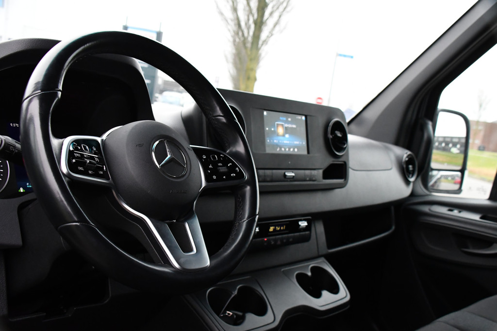 Mercedes-Benz Sprinter 319 3.0 CDI L2H2 PB Edition 360 Camera, Carplay, Cruise, Stoelverwarming, LED, Multimedia, Uniek! 14