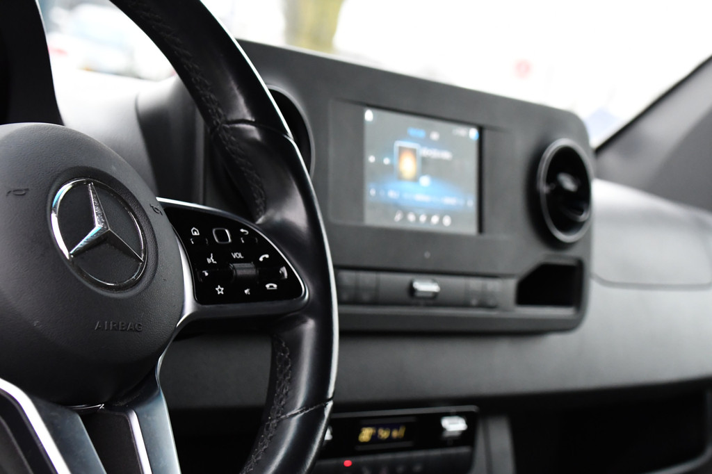 Mercedes-Benz Sprinter 319 3.0 CDI L2H2 PB Edition 360 Camera, Carplay, Cruise, Stoelverwarming, LED, Multimedia, Uniek! 15
